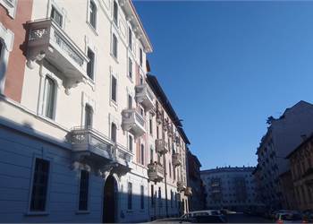 Magazzino Affitto via Villoresi 25  Milano